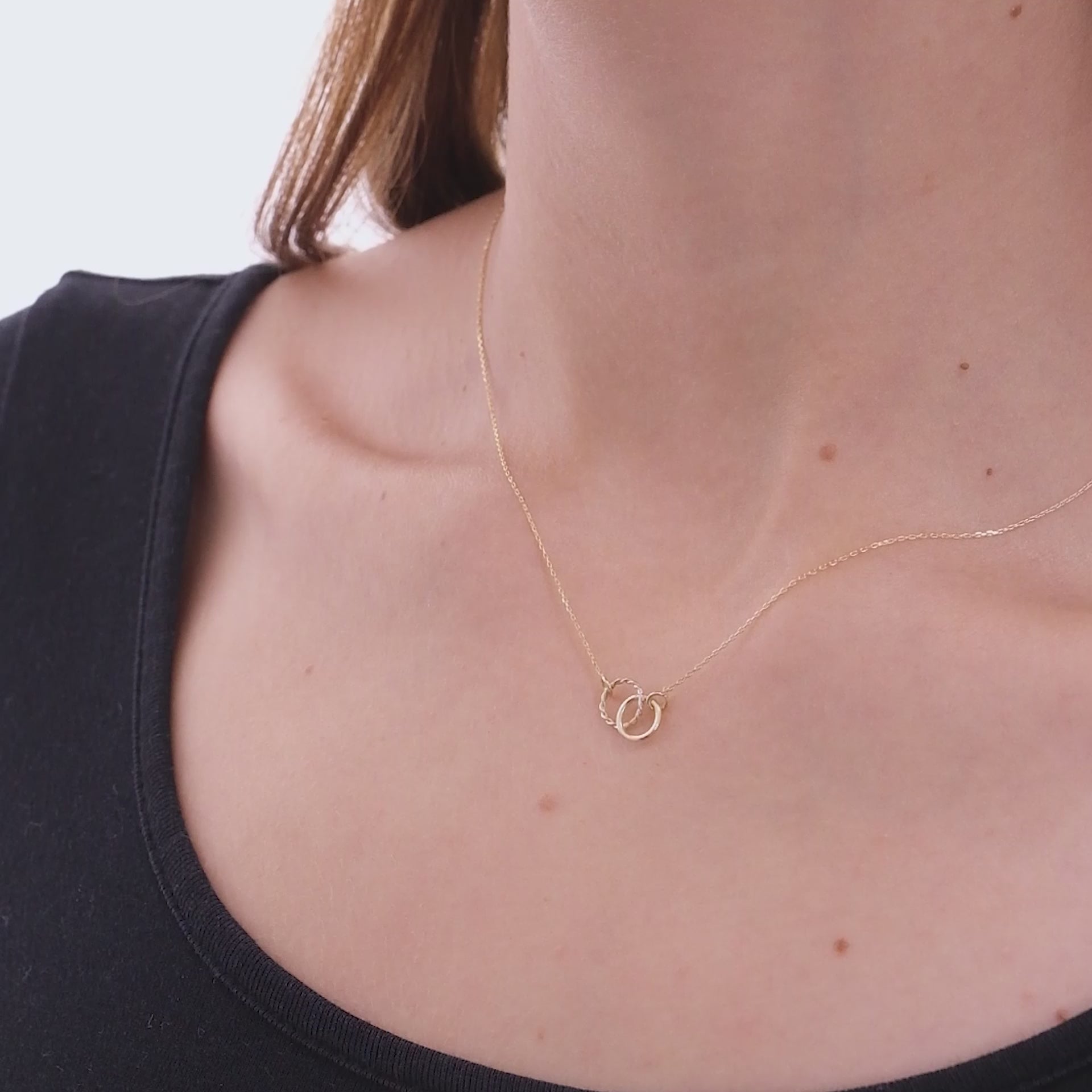 Collier pendentif double anneau en or massif 14 carats