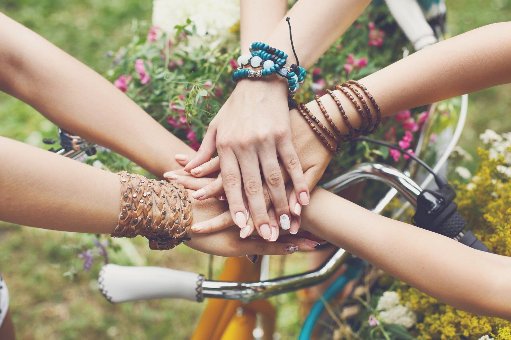 Boho, Glam, or Edgy: Bracelet Trends That Match Your Vibe