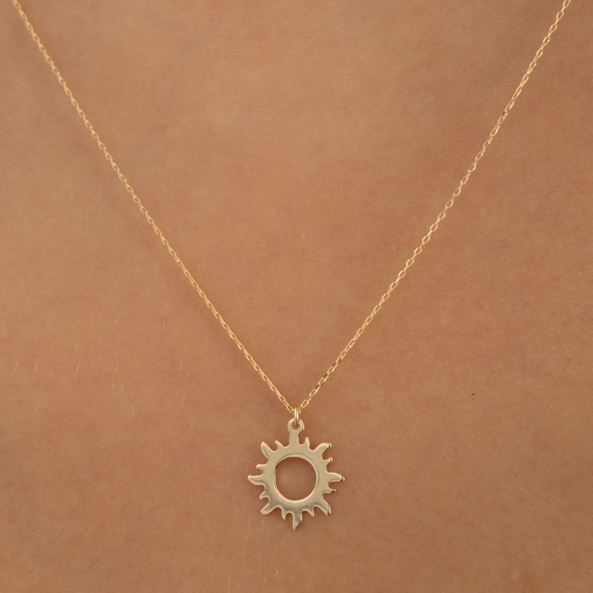 14k Gold Sunshine Pendant Necklace - JCarat