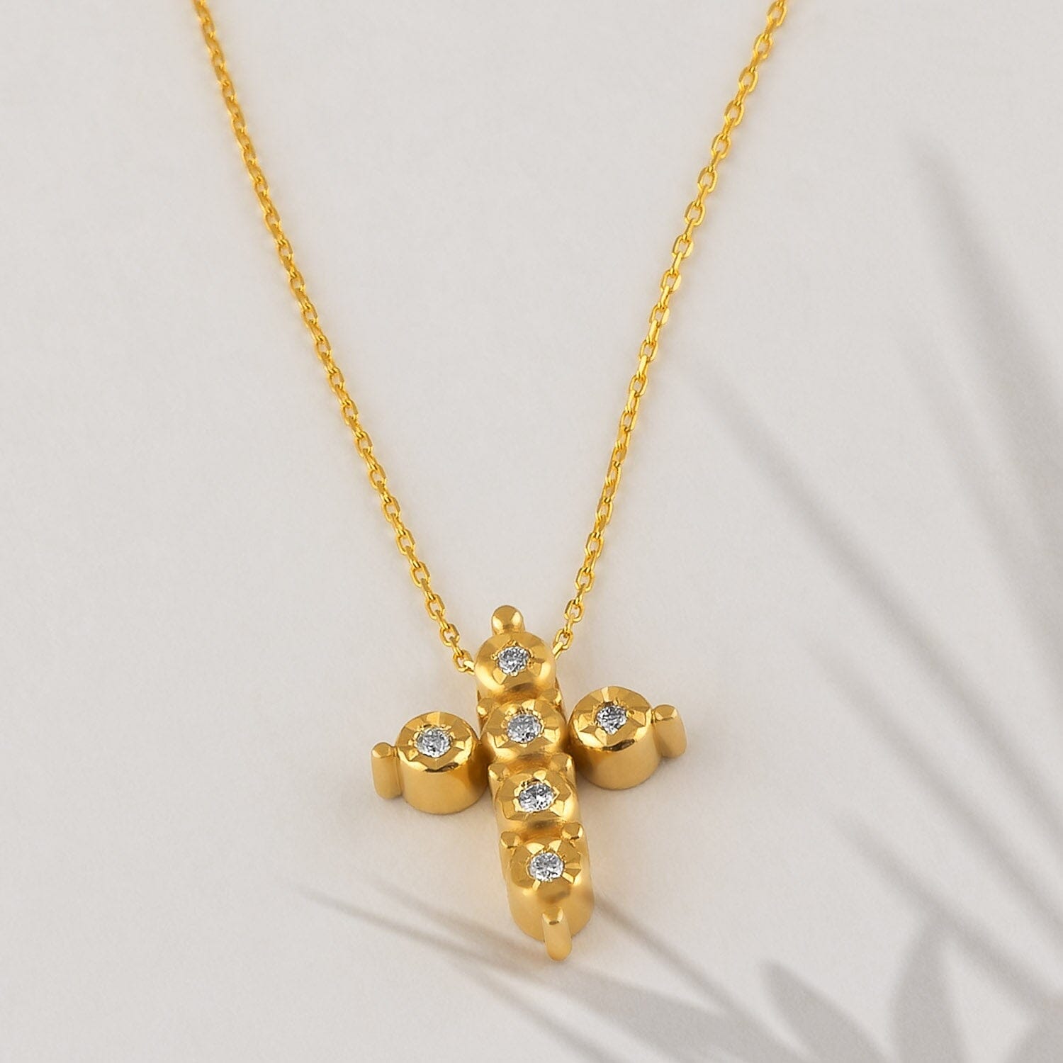 14k Solid Gold Diamond Cross Pendant Necklace - JCarat