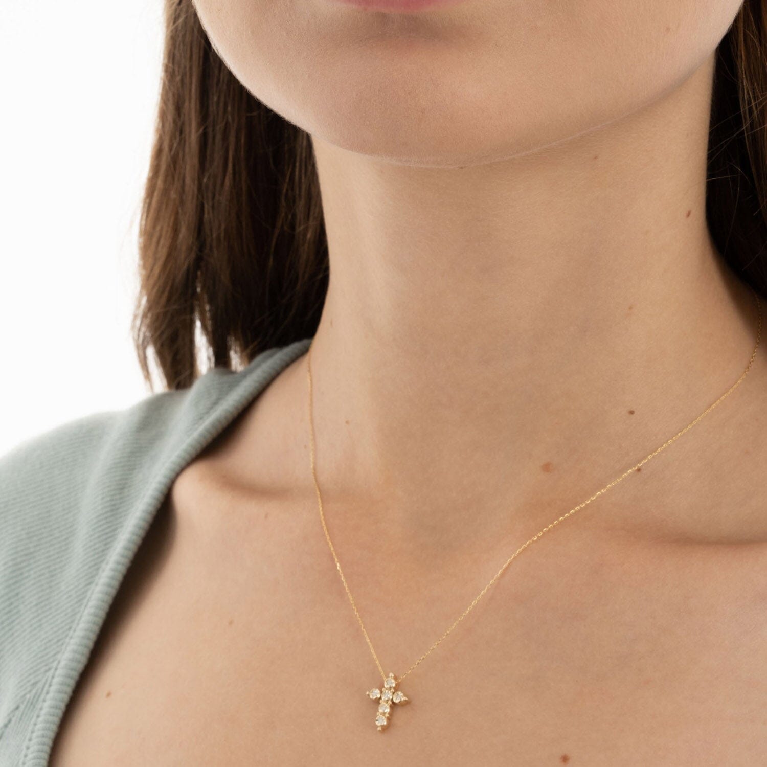 14k Solid Gold Diamond Cross Pendant Necklace - JCarat