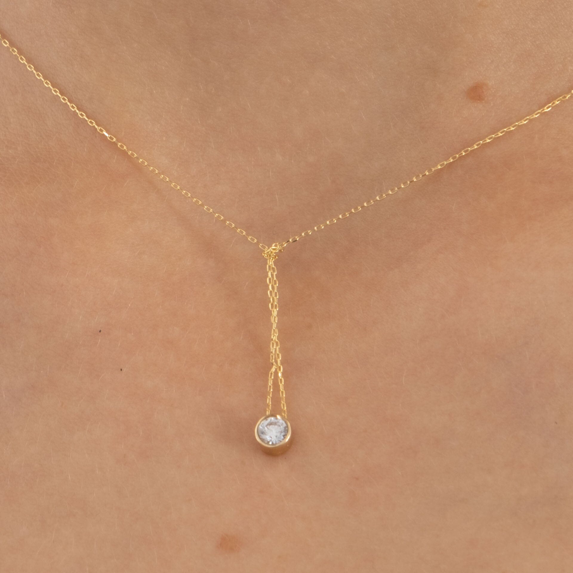 Floating Diamond Necklace – MUSE