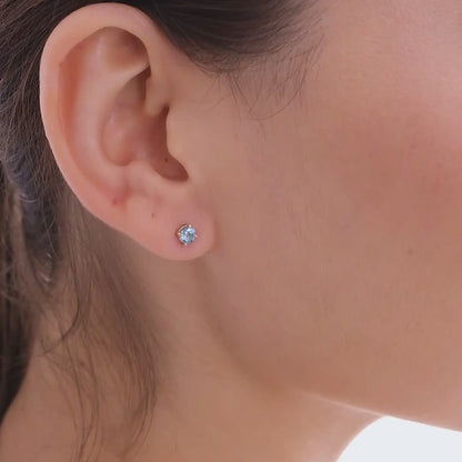 Aretes de topacio azul en oro sólido de 14 k