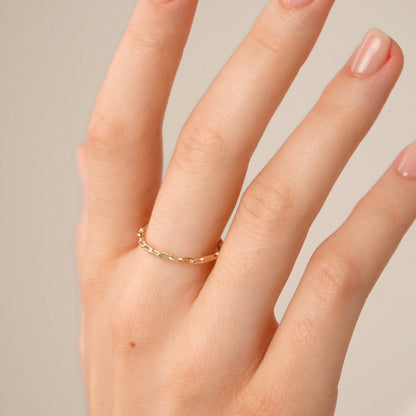 Chain Ring in 14k Solid Gold - JCarat