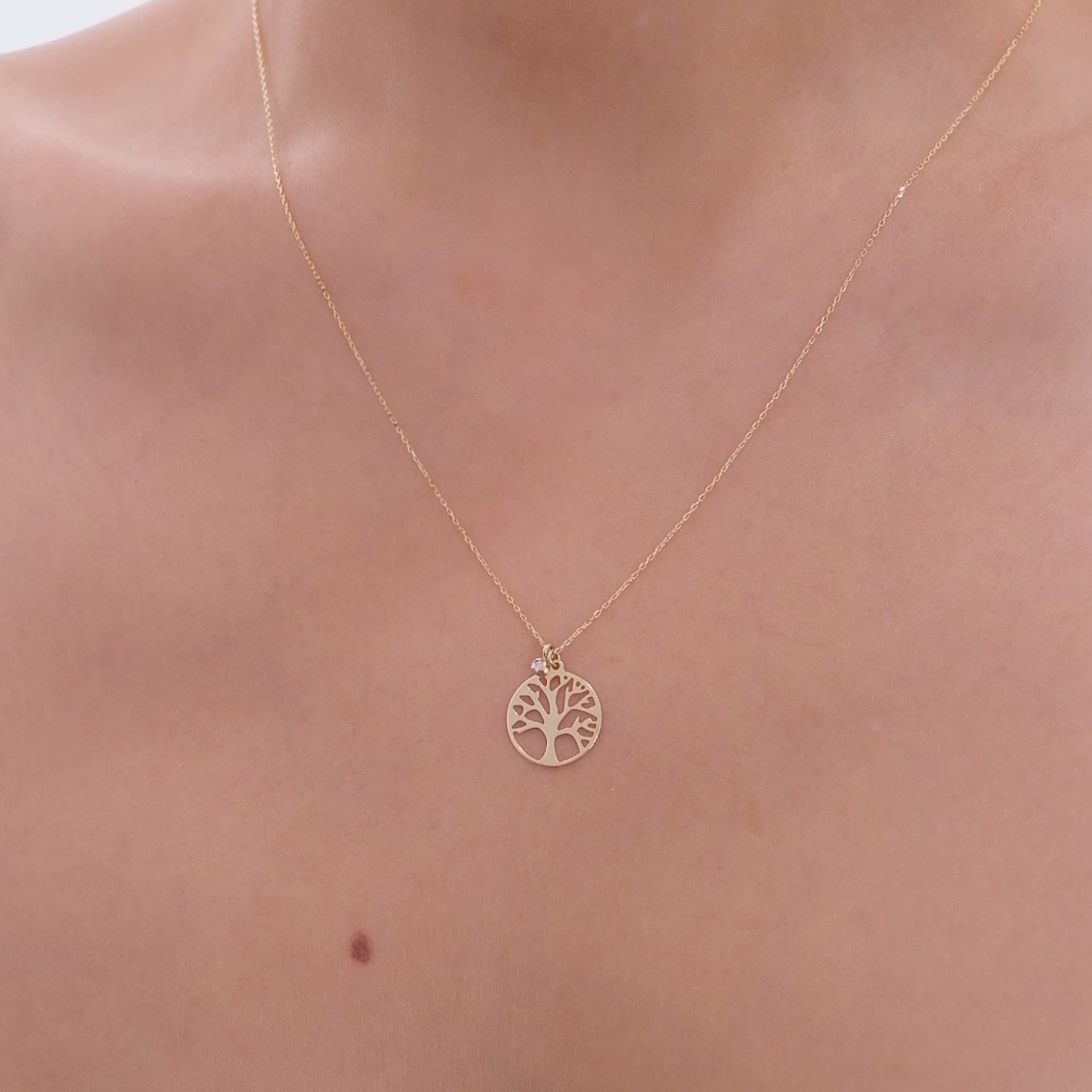14K Gold Diamond Round Tree of Life Necklace - Solvar Irish Jewellery