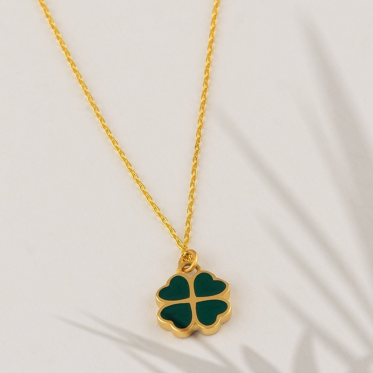 Green Clover Necklace in 14k Solid Gold - JCarat