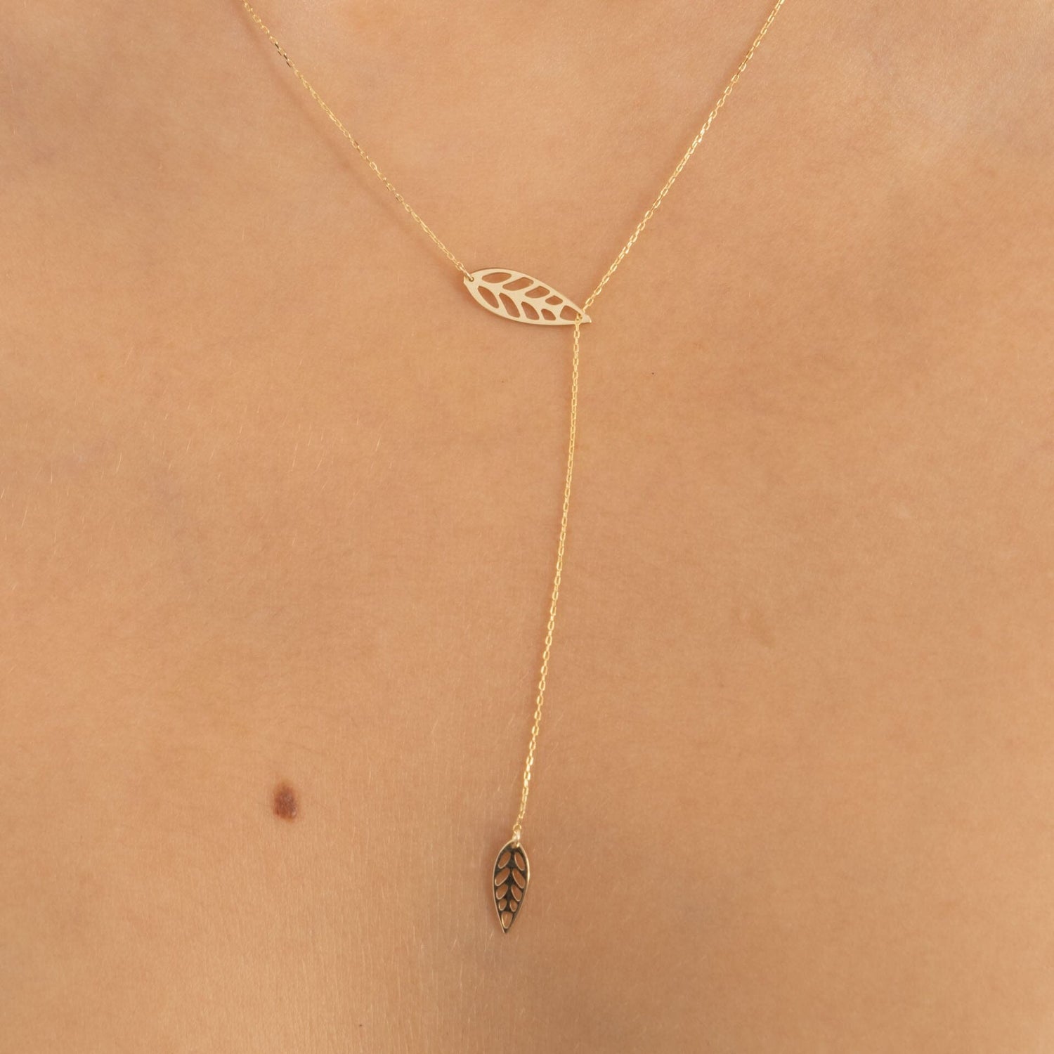 Leaf Y-Necklace in 14k Solid Gold - JCarat