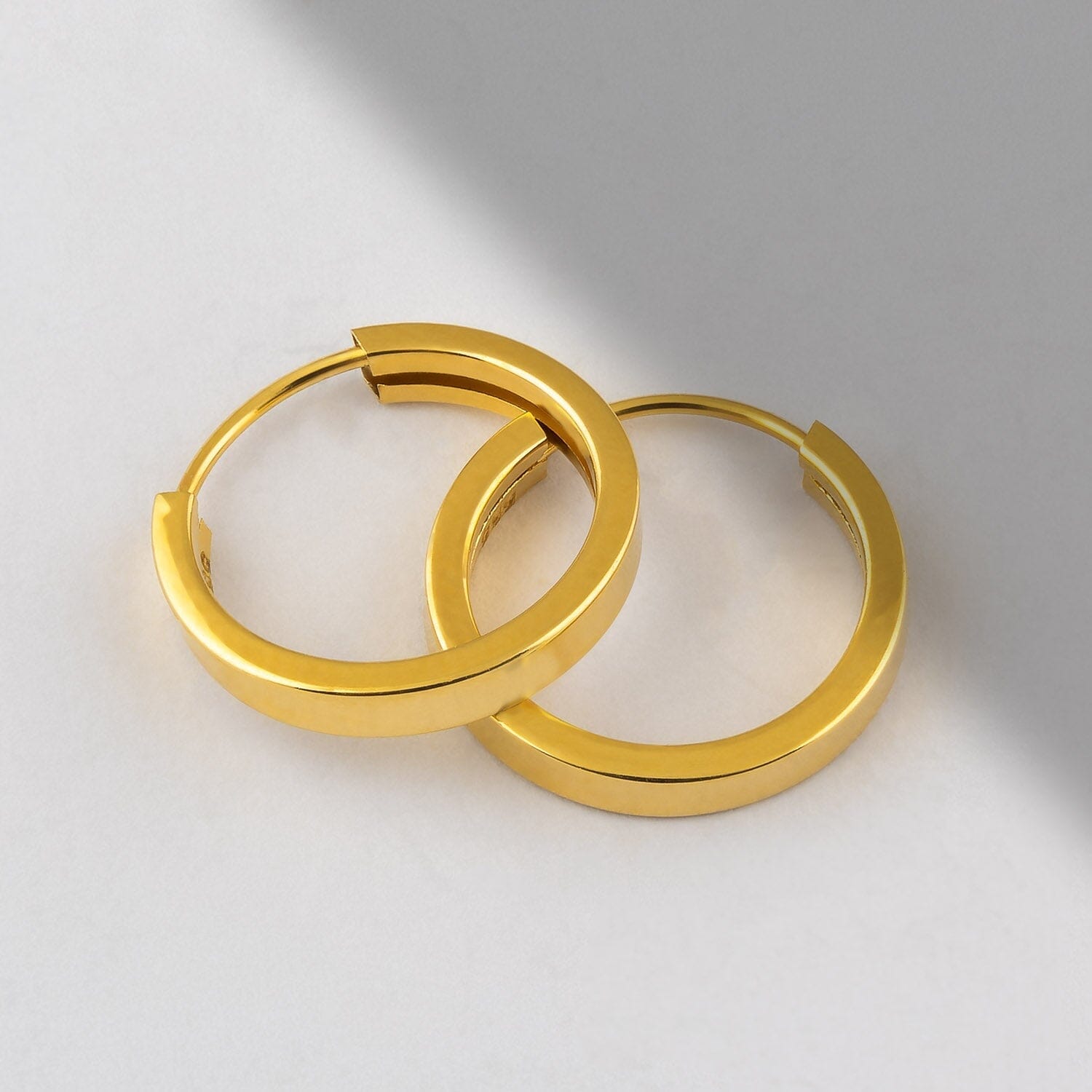 Small Hoops in 14k Solid Gold - JCarat